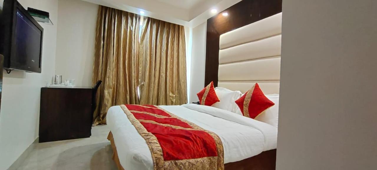 Hotel Benz International Делі Екстер'єр фото