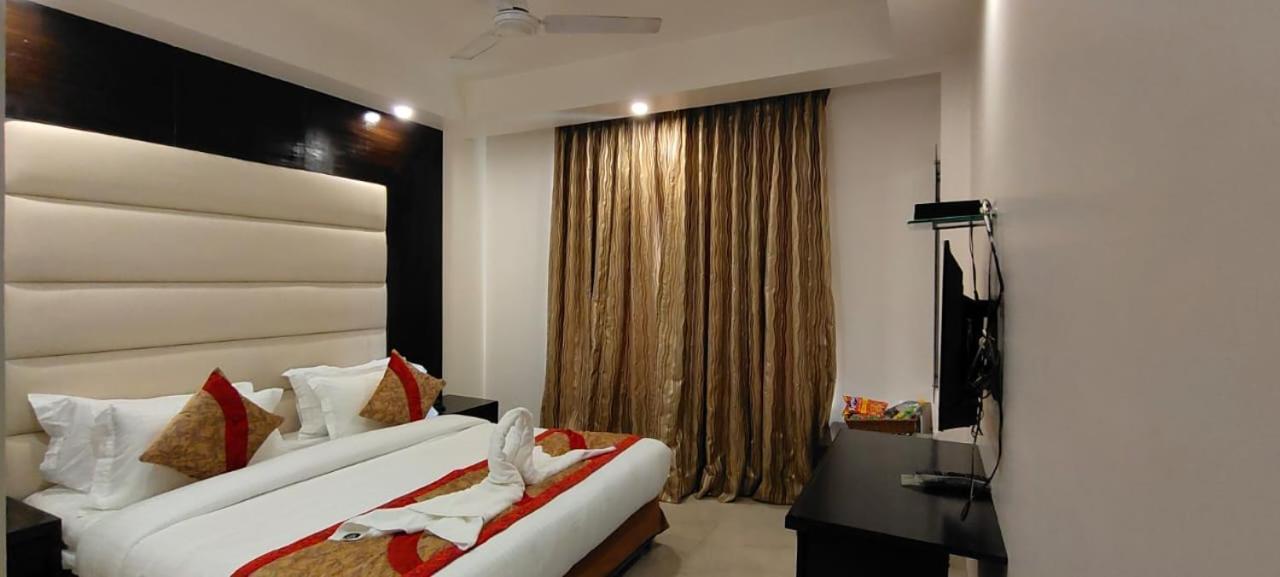 Hotel Benz International Делі Екстер'єр фото