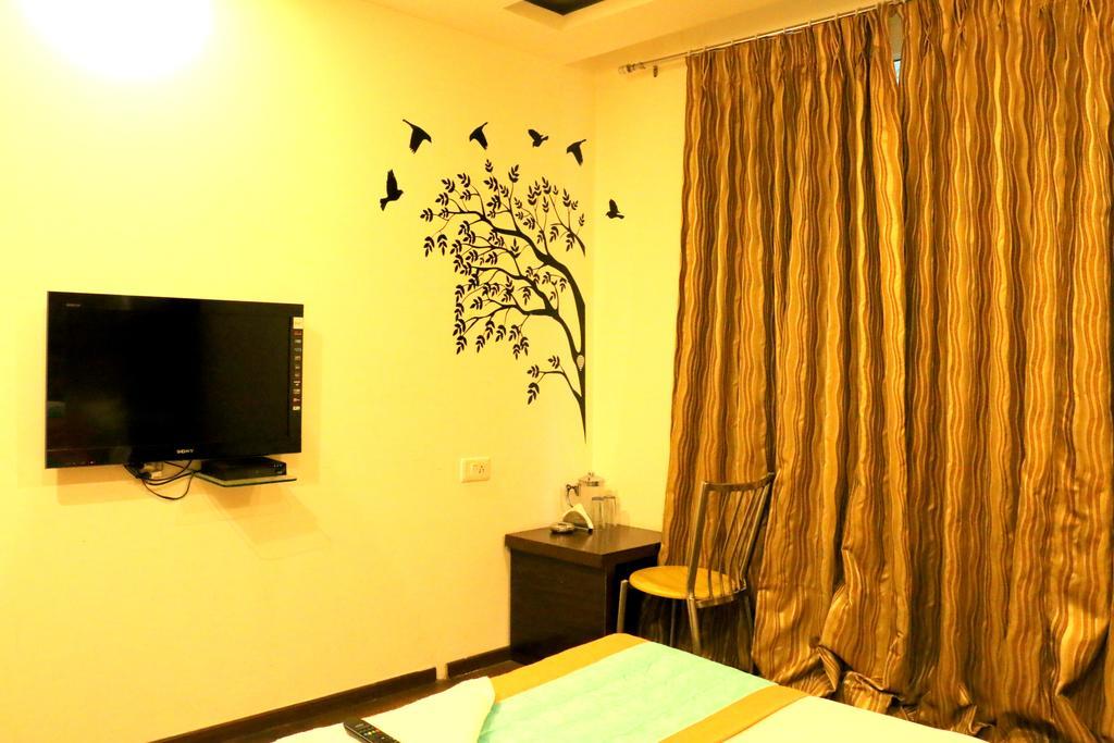 Hotel Benz International Делі Екстер'єр фото