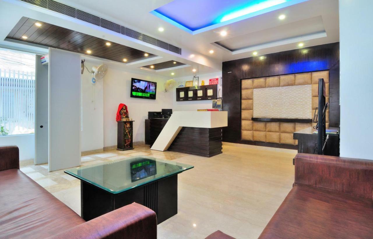 Hotel Benz International Делі Екстер'єр фото
